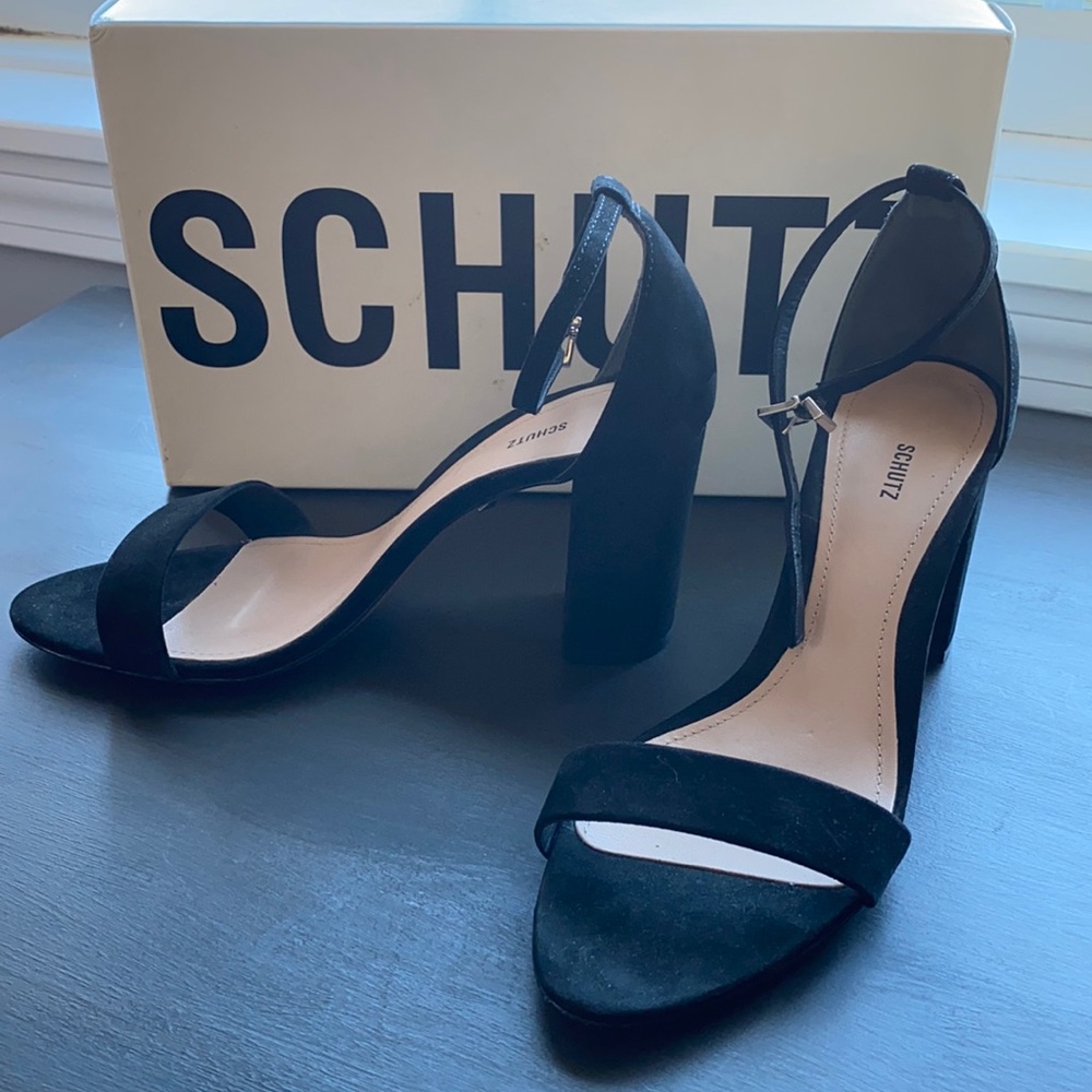 Schutz Anna Lee black heels